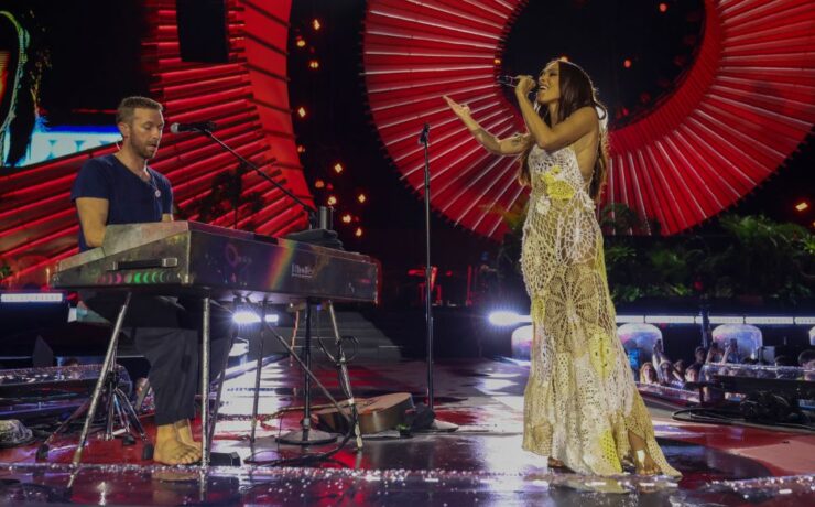 Chris Martin e Anitta