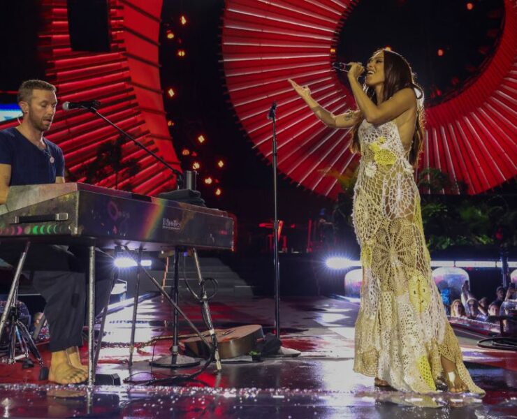 Chris Martin e Anitta