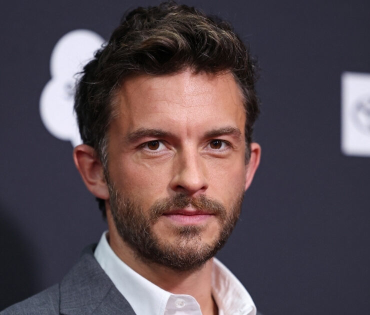 Jonathan Bailey, considerado o homem mais bonito do mundo