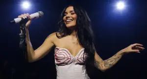 Capa Desculpa Te Amar Demais - Lary (divulgação)