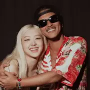 Rosé e Bruno Mars