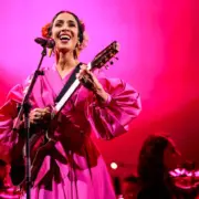 Marisa Monte apresenta Phonica em São Paulo (Brazil News)