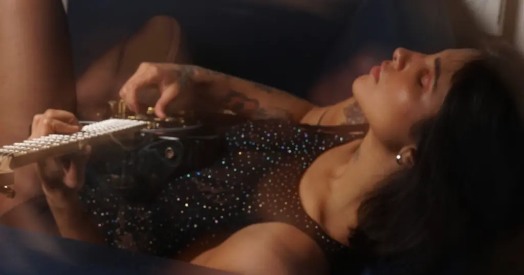 Rayane Fortes lança releitura de 'Não Sei Dançar' em homenagem a Marina Lima 1 Rayane Fortes (Natalia Marques)