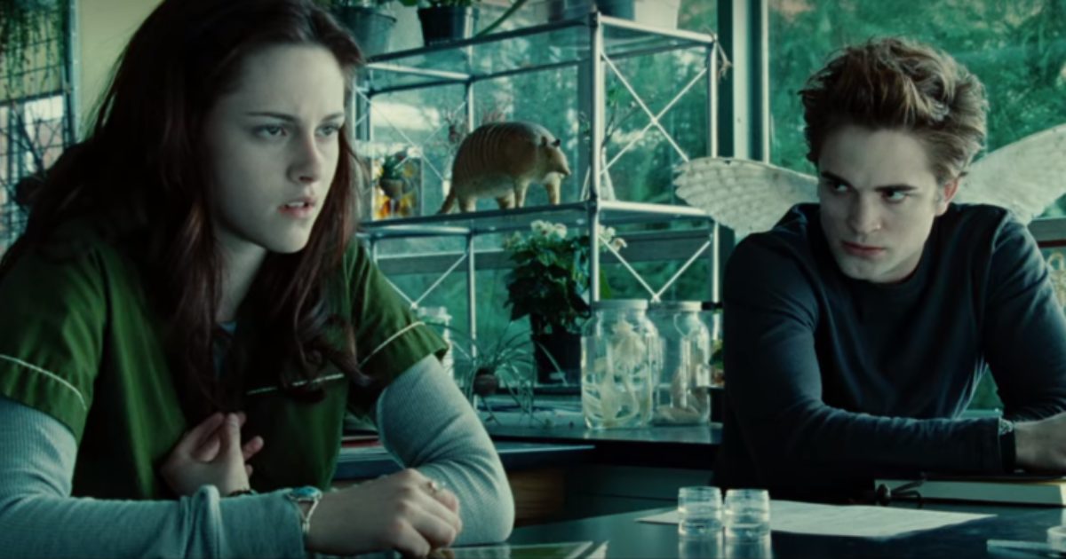 Robert Pattinson e Kristen Stewart em 'Crepúsculo'