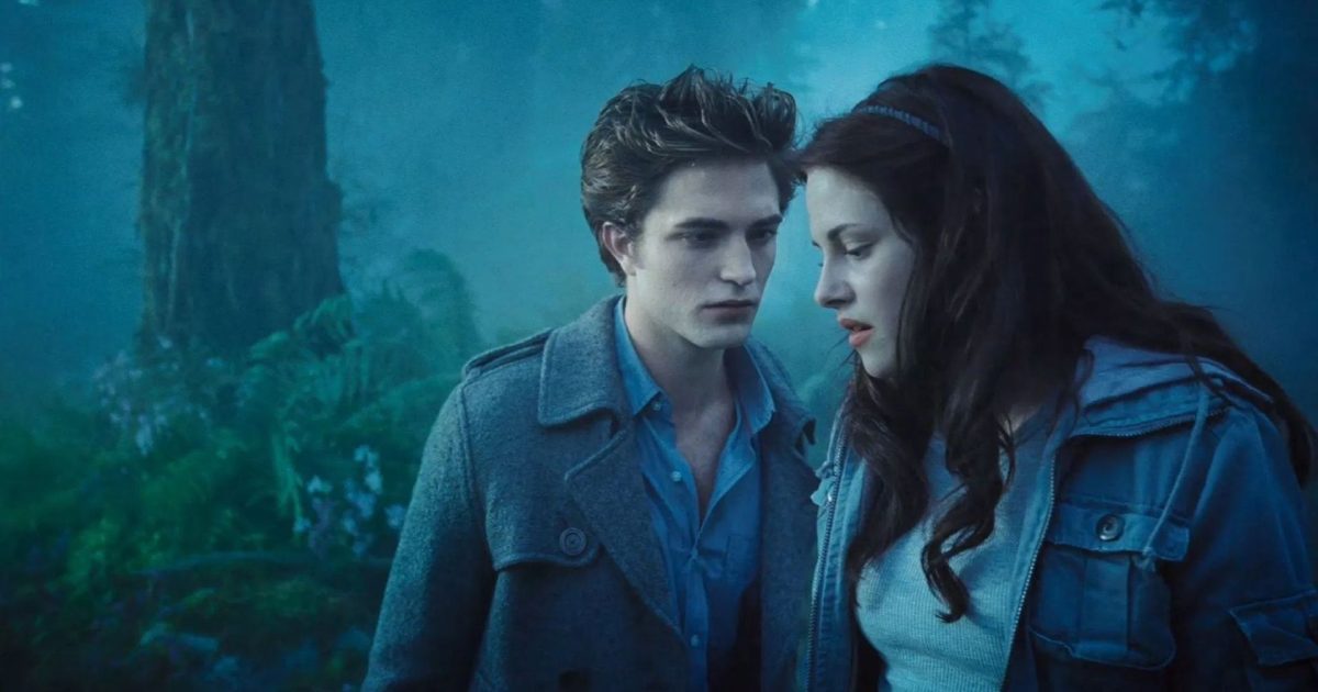 Robert Pattinson e Kristen Stewart em 'Crepúsculo'