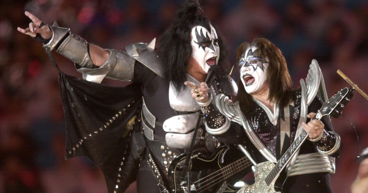 Gene Simmons e Ace Frehley, do KISS