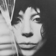 Lady Gaga na capa de 'Mayhem', álbum lançado em 2025