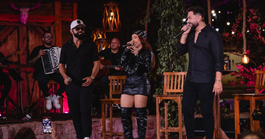 Veja a letra de 'Cadeira Amarela' de Diego e Arnaldo com Mari Fernandez 1 Diego e Arnaldo com Mari Fernandez