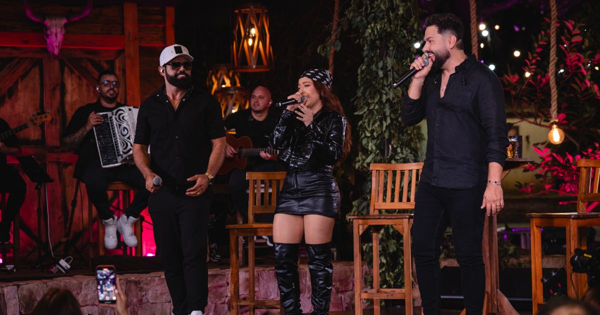 Diego e Arnaldo com Mari Fernandez