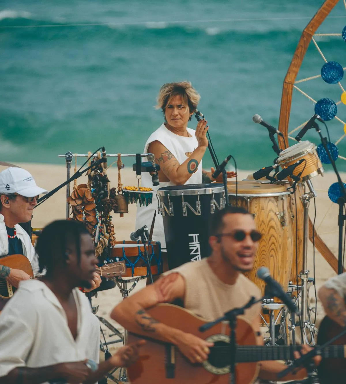 Lan Lanh na percussão (Rafa Leforte)