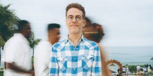 Nando Reis durante a gravação do Corona Luau MTV (Rafa Leforte)