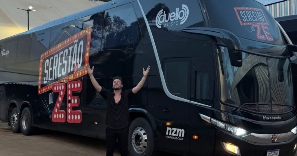 Cantor Zé Elias recebeu ônibus de Gusttavo Lima