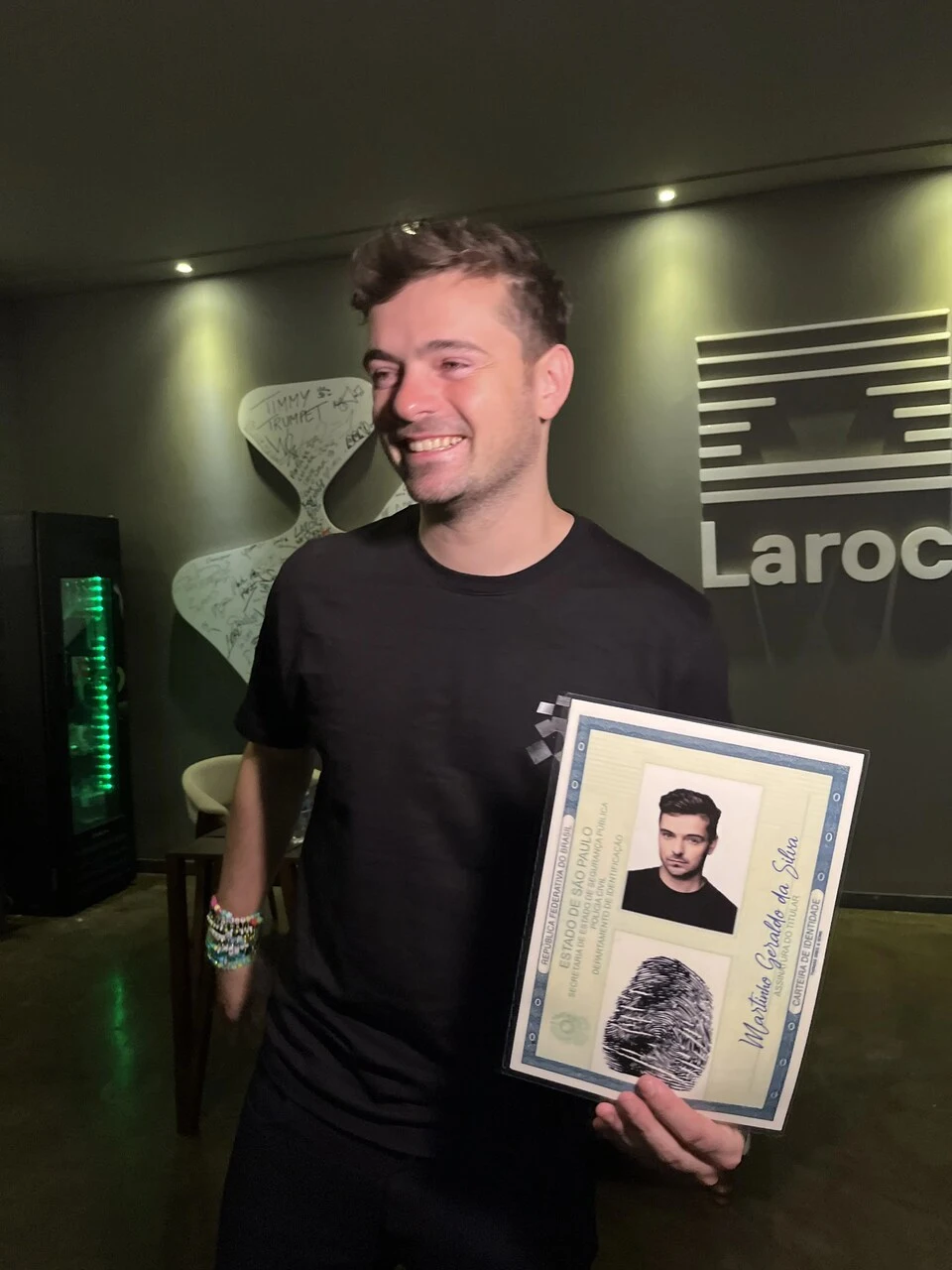 Martin Garrix com RG (créditos - Vitória Zane)