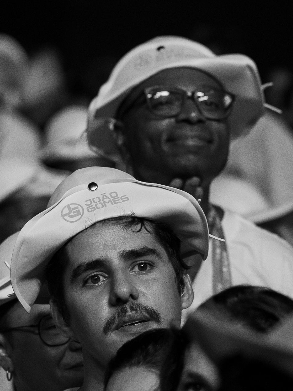 João Gomes distribui 20 mil chapéus de vaqueiro para o público do Rio Réveillon 2026 (divulgação)