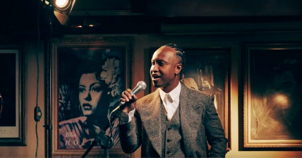 Thiaguinho sobre o novo álbum: 'Quero mexer com a autoestima de pessoas negras' 1 O cantor Thiaguinho no projeto 'Bem Black'