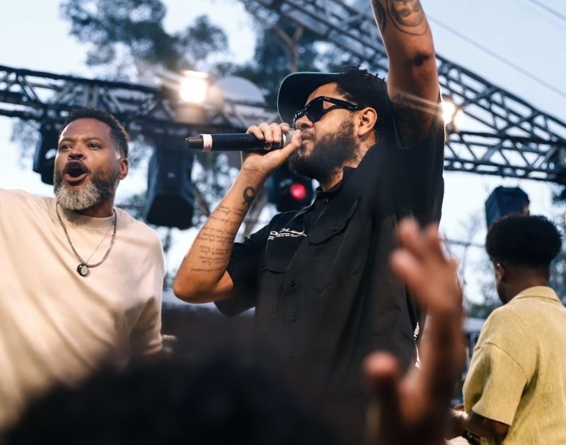 Emicida marca gravação de clipe no Quintal dos Prettos; veja detalhes