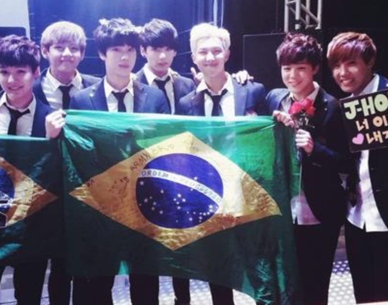 BTS no Brasil: como foram as passagens do grupo pelo país