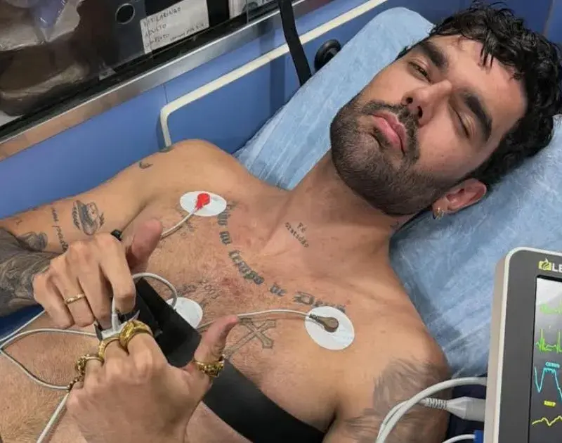 Luan Pereira atualiza estado de saúde após passar mal em show