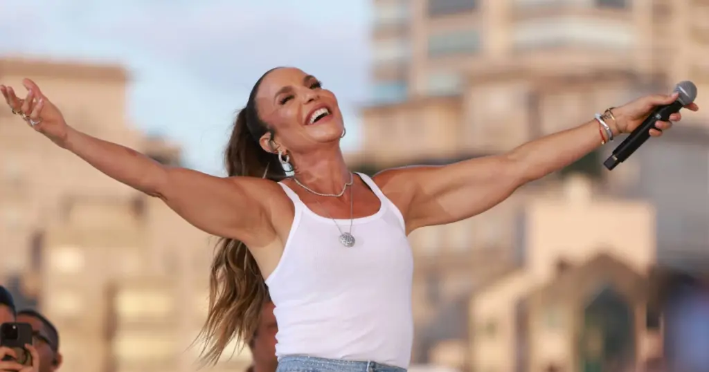 Ivete Sangalo (Grosby)