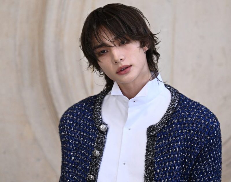 Hyunijn, Mingi e mais ídolos prestigiam Semana de Moda em Paris