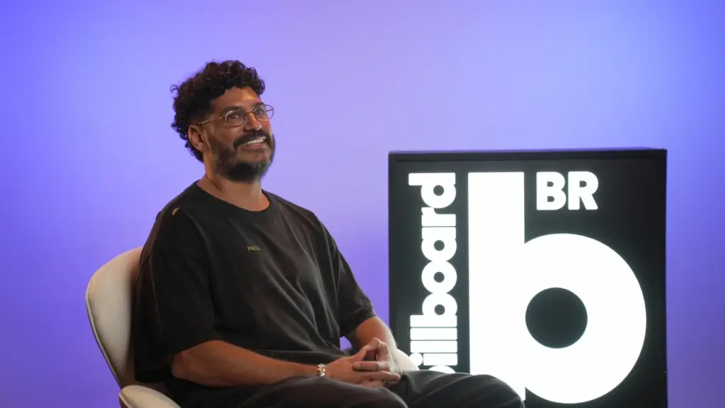 Criolo une rap, jazz e raízes em novo disco com Amaro e Dino 1 Criolo no estudios da Billboard
