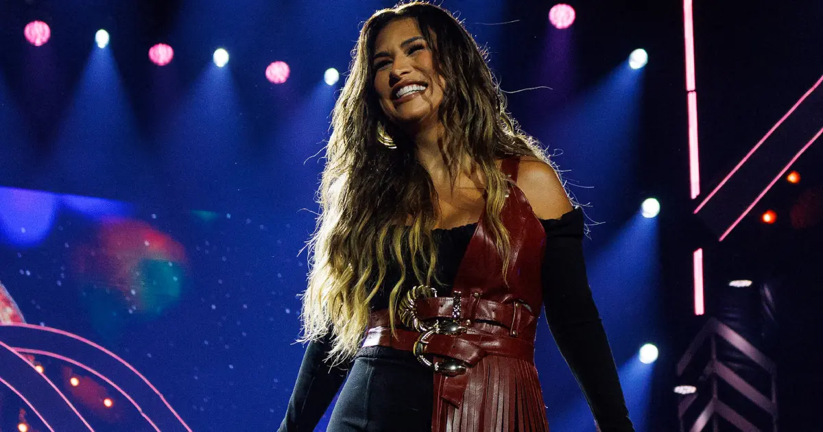 Simone Mendes está no topo —mas ela quer mais: ‘É pedir muito?’ 4 Simone Mendes