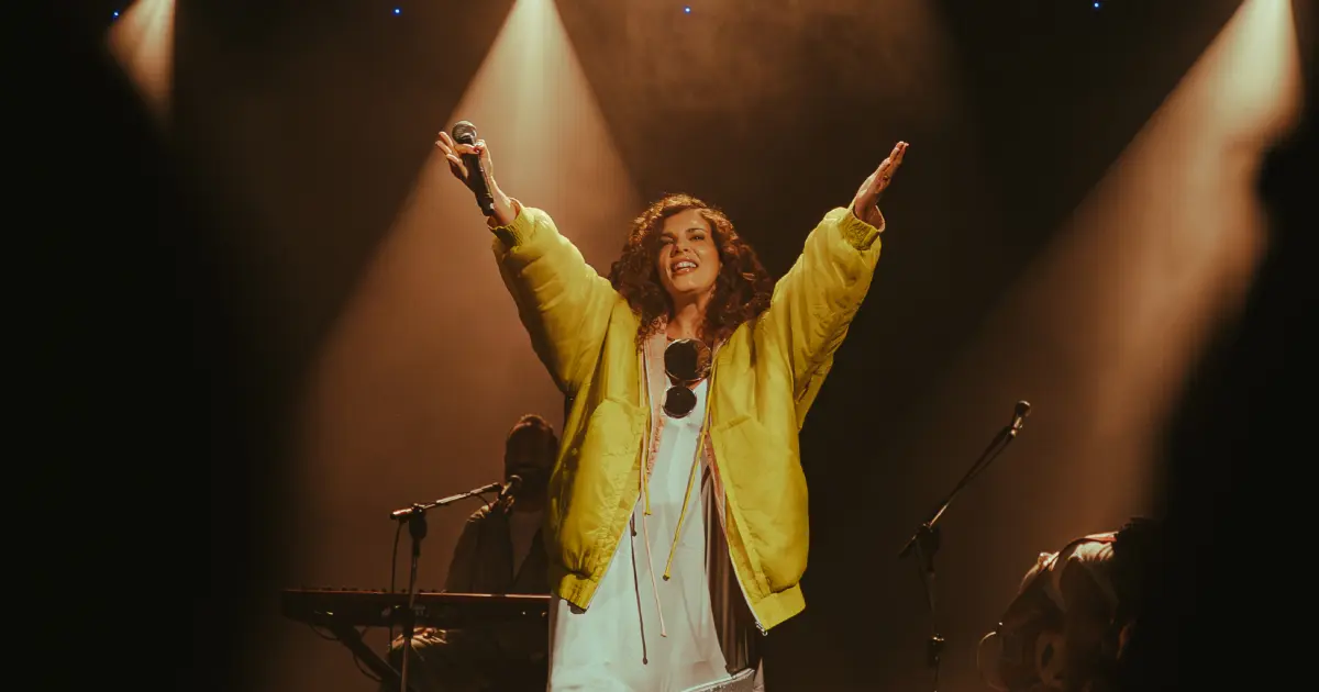 Com show em SP, Céu mostra que tem fôlego para mais 20 anos de estrada 3 Céu