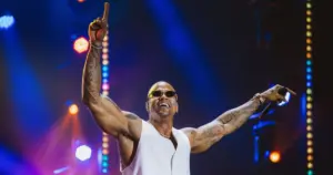 Léo Santana no Festival de Verão de Salvador 2026 (créditos Leawry)