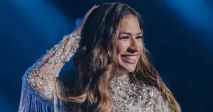 Simone Mendes no show Intimidade (créditos Cauê Garcia)