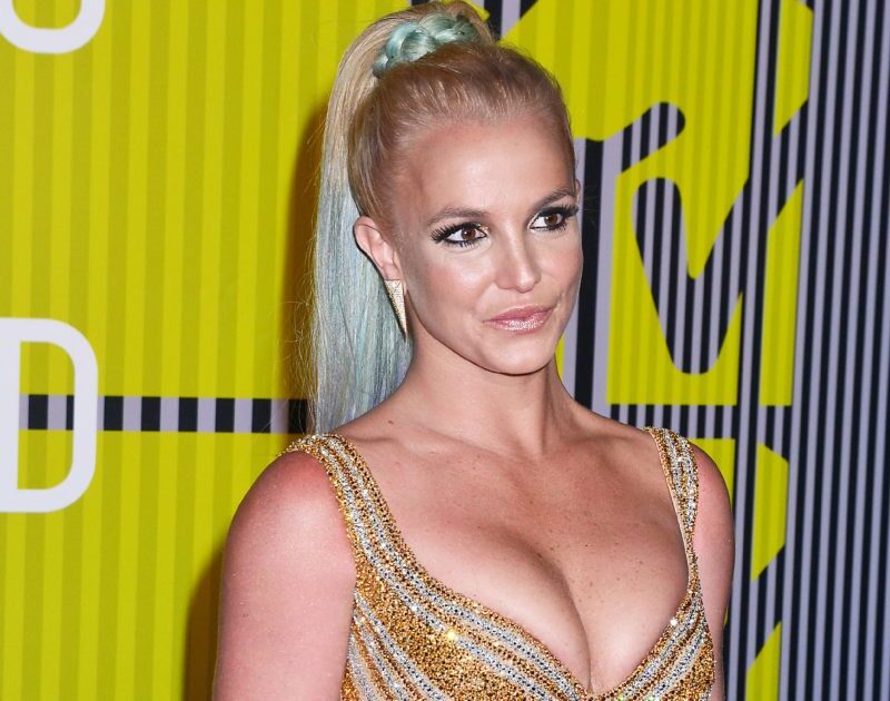 Britney Spears vai para clínica de reabilitação nos EUA