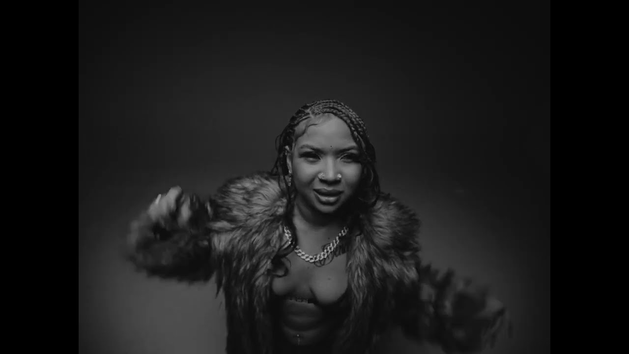 P.I.T.T.Y. Parecendo Uma Cafetina