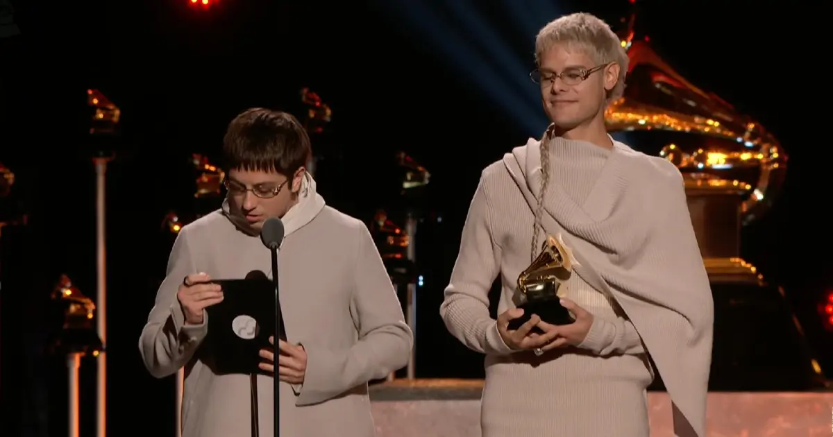 Ca7riel & Paco Amoroso