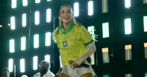 Ivete Sangalo (Grosby)