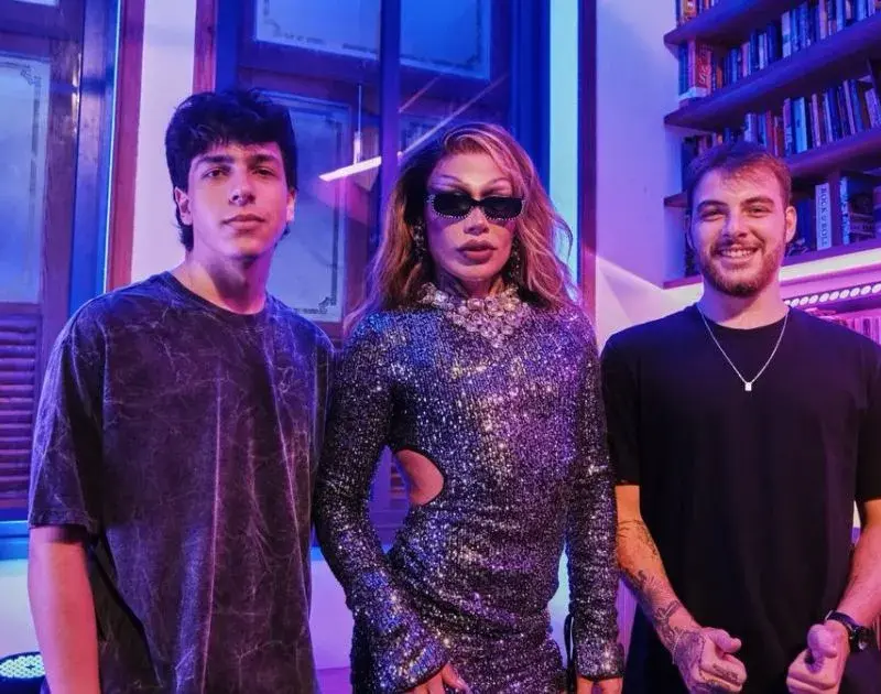 Grag Queen traz novas perspectivas para ‘Cósmica’ com álbum de remixes