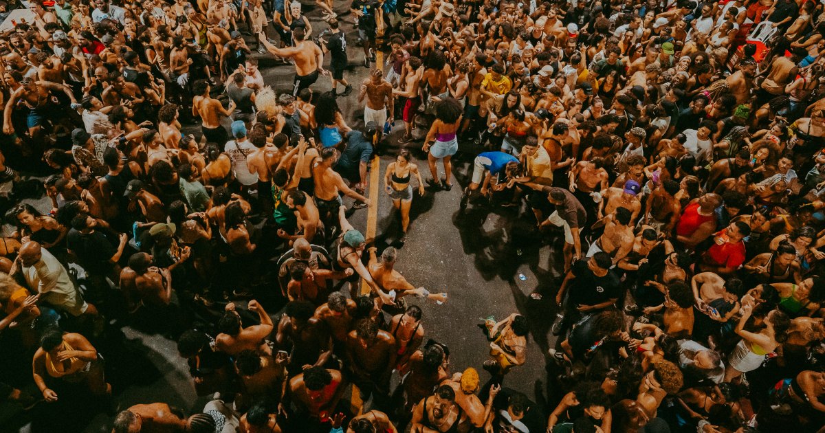 Carnaval: veja fotos do Furdunço do BaianaSystem com Liniker em Salvador 7 baianasystem 2