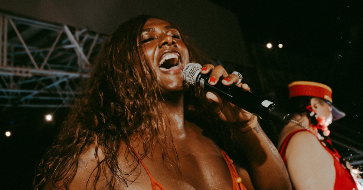 Carnaval: veja fotos do Furdunço do BaianaSystem com Liniker em Salvador 2 baianasystem 3