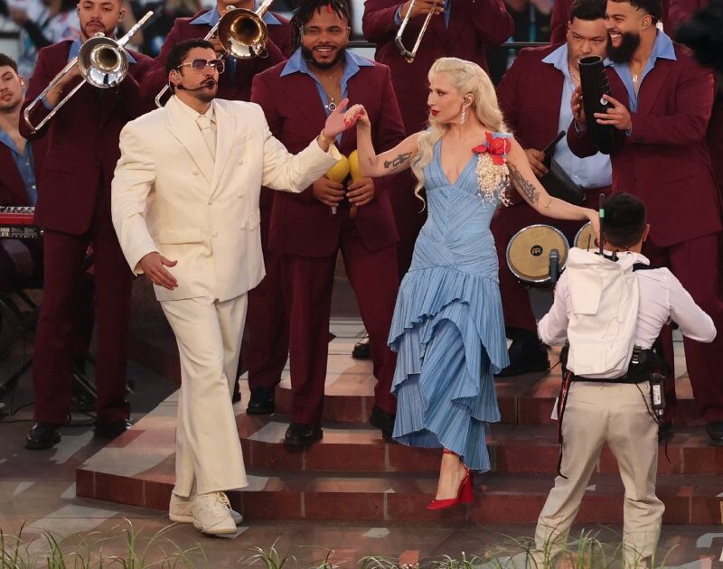 Bad Bunny no Super Bowl: veja como foi o show do cantor