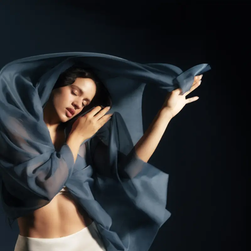 Rosalía é capa da Billboard Brasil e revela detalhes do álbum ‘Lux’