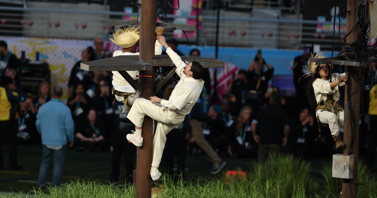 Bad Bunny: os símbolos porto-riquenhos no show do Super Bowl 3 Bad Bunny no Super Bowl 2026
