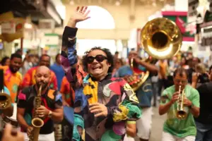 Maestro Forro e a Orquestra Popular da Bomba do Hemeterio Marilia Fraga Divulgacao