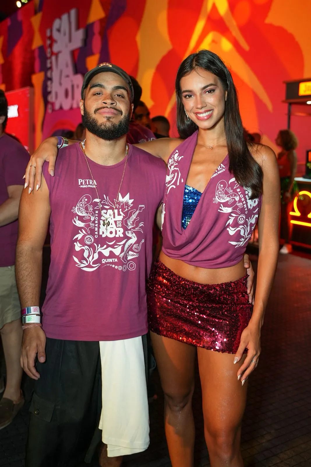 Veja fotos do primeiro dia do Camarote Salvador 2026 3 Francisco Gil e Alane Dias