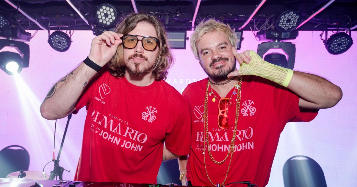 Camarote Alma Rio: veja as fotos da folia na Sapucaí desta sexta (13) 7 Heavy DJs