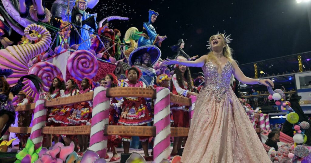 Carnaval 2026: veja as fotos do primeiro dia de desfiles em São Paulo ...