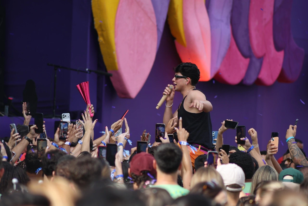 Veja fotos do Carnaval em São Paulo neste sábado (14) 6 Léo Foguete no Carnaval na Cidade (Lelê Taccilo - Brazil News)