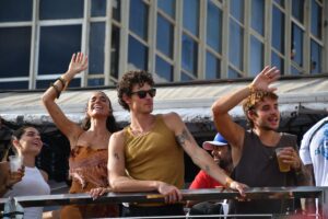 Bruna Marquezine, Shawn Mendes e João Lucas(Claudio Cavalheiro/Brazil News)