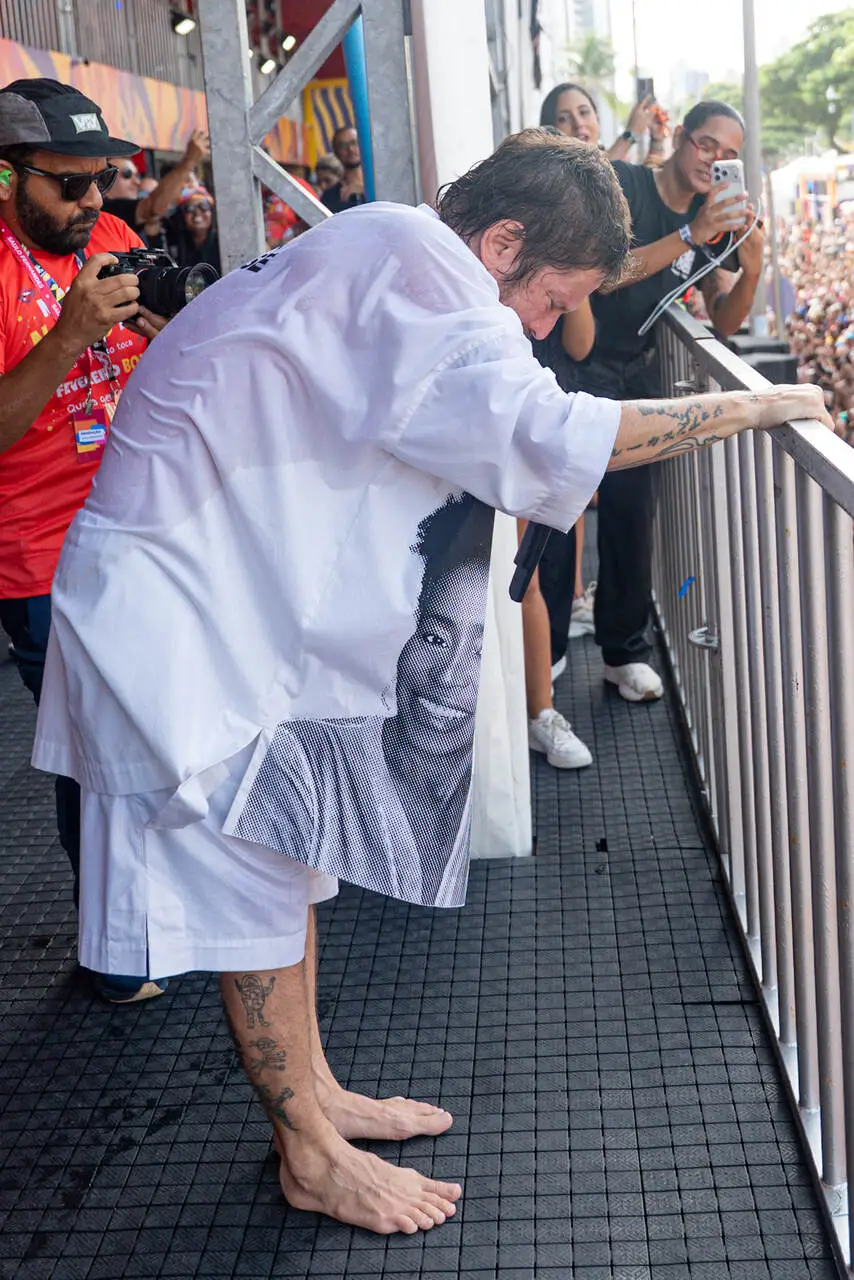Saulo se emociona durante pipoca em Salvador 2 Saulo Fernandes (Caio Duran e Thiago Duran - BrazilNews)