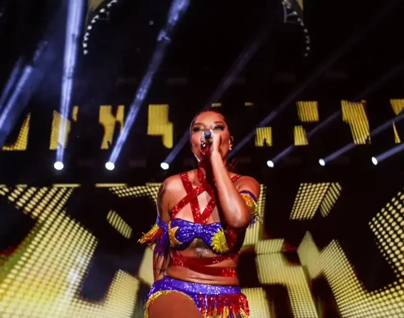 Ludmilla anuncia gravação de ‘Fragmentos: A Experiência’ no Rio