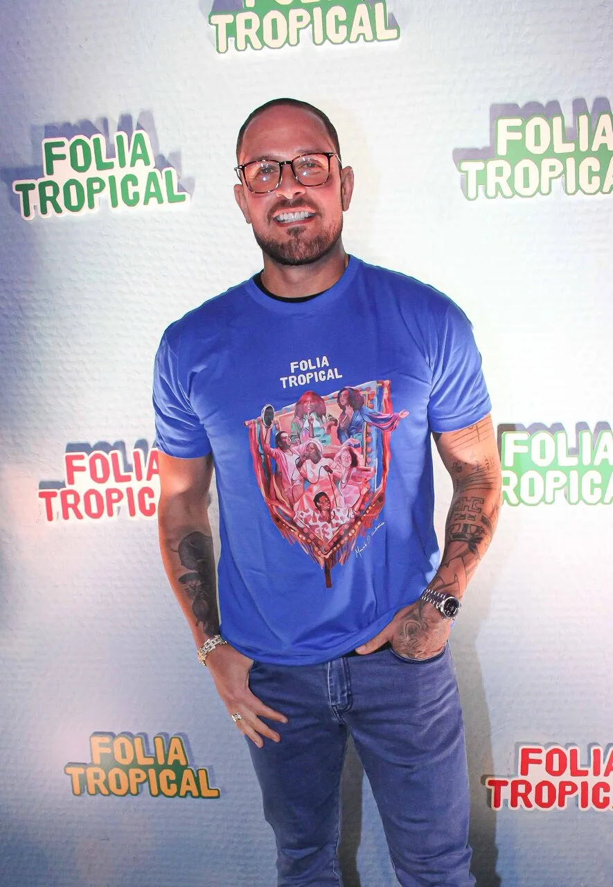 Veja fotos do primeiro dia do Folia Tropical 2026 3 Diogo Nogueira no Folia Tropical (Marcos Ferreira - Brazil News)