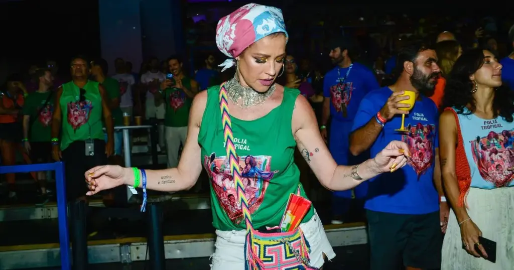 Luana Piovani no Folia Tropical 2026 (Eduardo Martins - Brazil News)