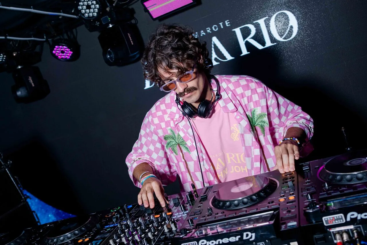 Veja fotos do segundo dia do Alma Rio 2026 11 Man From Rio no Alma Rio 2026 (crédito Tulio Thome)